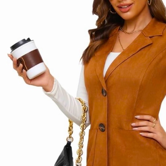 EUC Faux Leather Vest Size XL - Picture 10 of 10